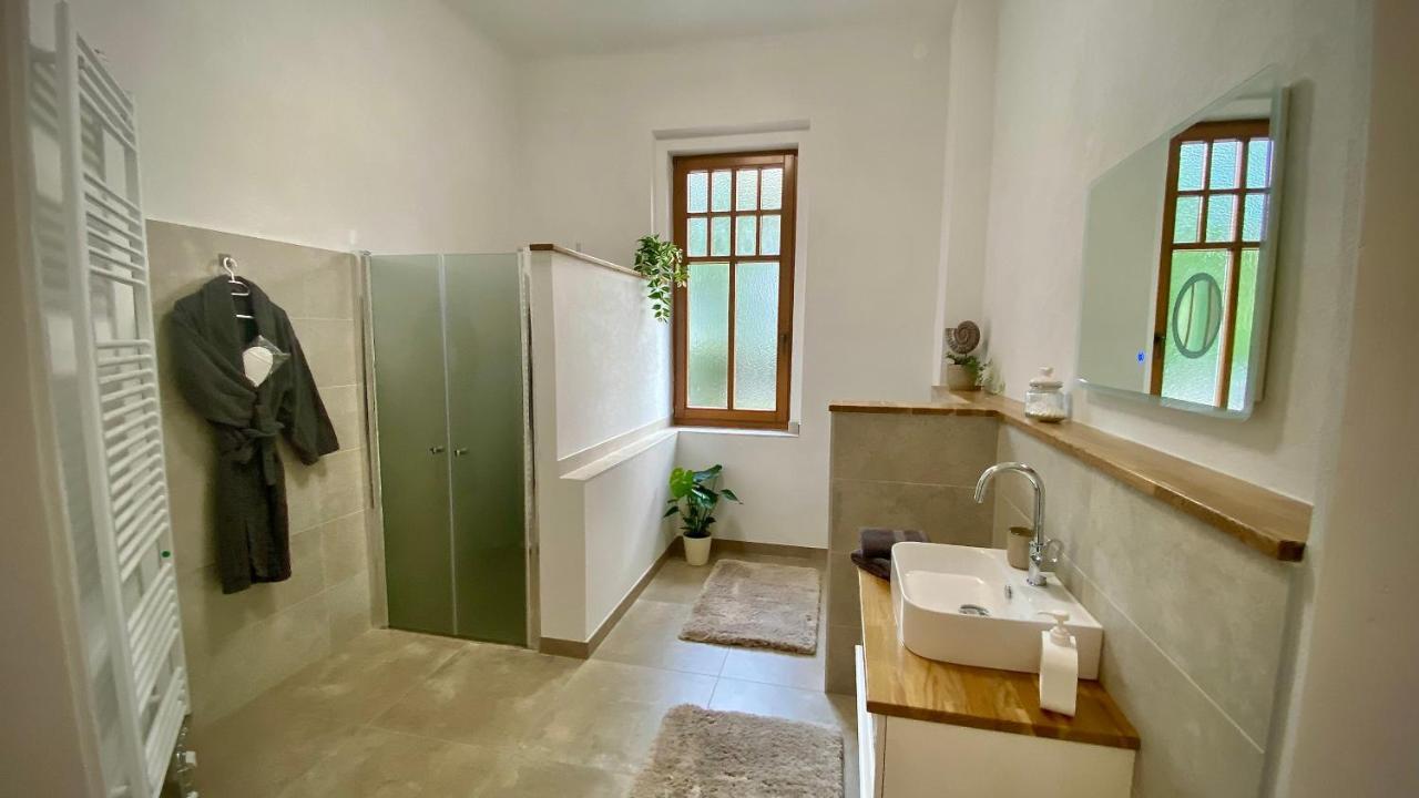 Apartment Im Gruenen 莱奥本 外观 照片